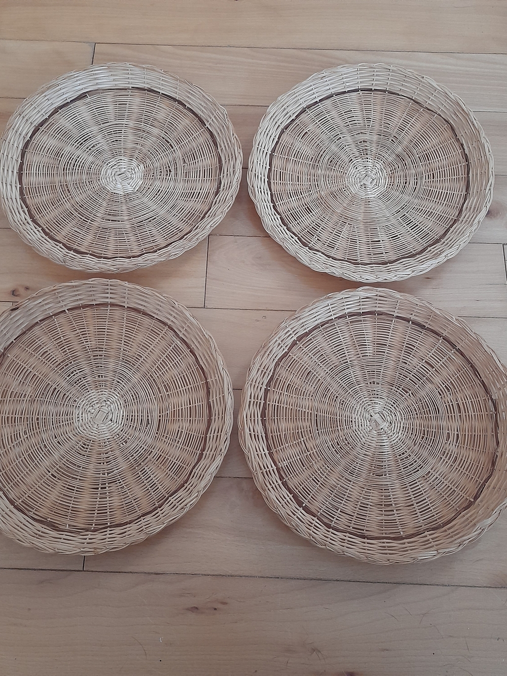 Natural Wicker Round Serving Trays - Set of 4